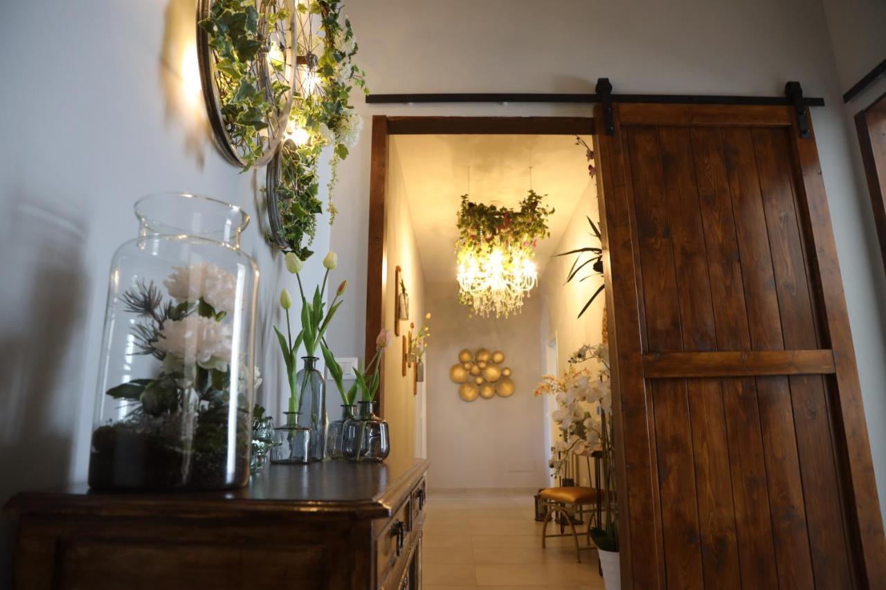 Bed and Breakfast Dimora Giusti Lecce Exterior foto