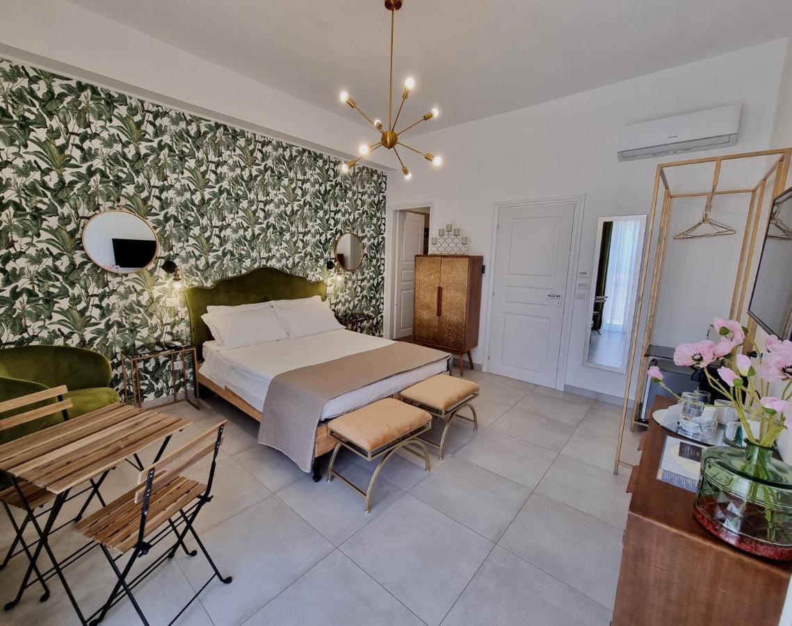 Bed and Breakfast Dimora Giusti Lecce Exterior foto